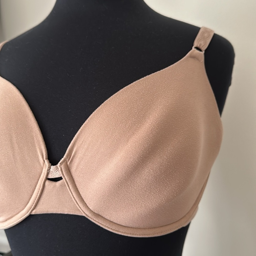 Nude Bra Size 34D - Picture 3 of 8
